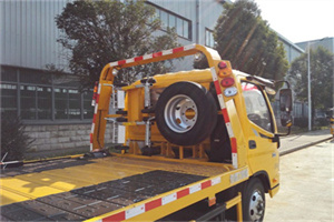 尖山附近汽车搭电救援电话