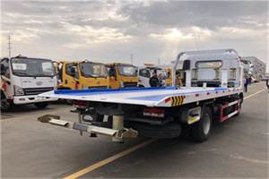 尖山汽车救援补胎